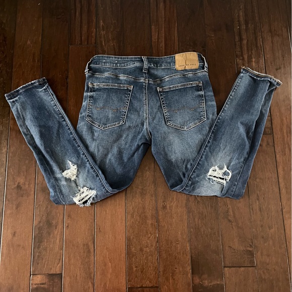 AMERICAN EAGLE Ripped Skinny Jeans - Picture 3 of 5